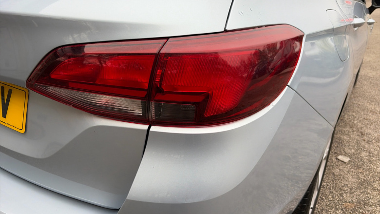 Vauxhall Astra 1.4T 16V 150 SRi Nav 5dr Petrol Estate